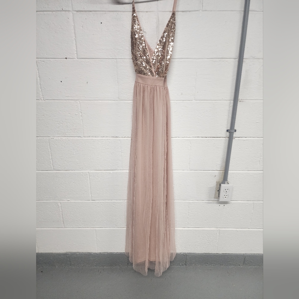 Elegant Sequin and Tulle Gown